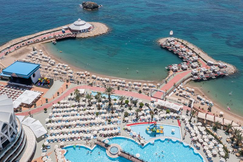 Hotel resort