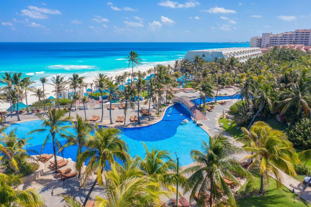 The Pyramid Cancun by Oasis – zdjęcie 1
